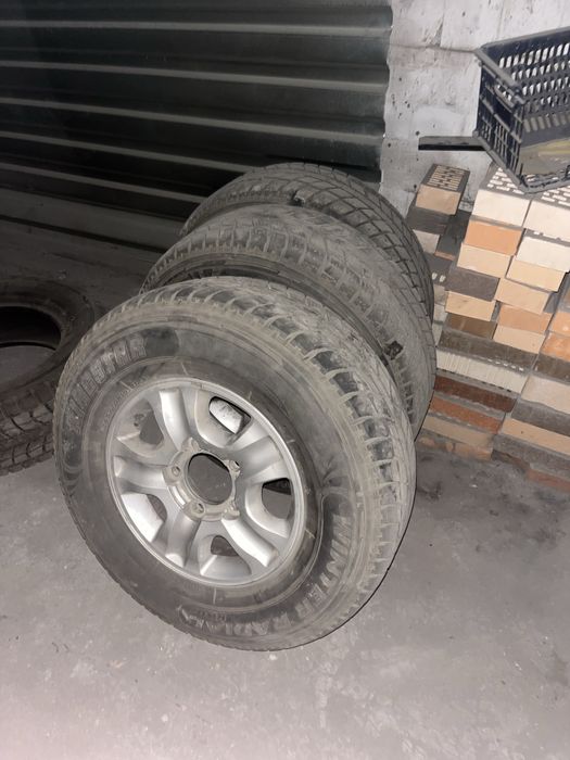 Диски с шинами на ландкрузер