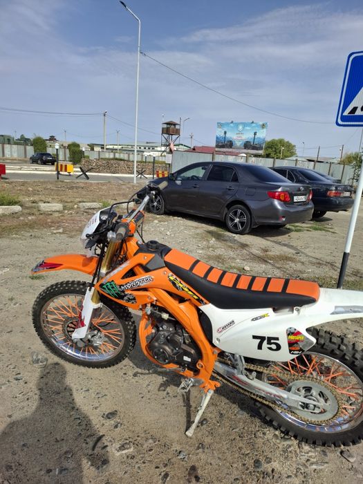 Продам эндуро 250 кубов