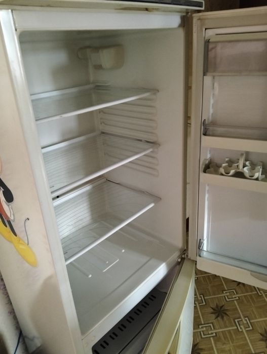 Продам холодильник Атлант