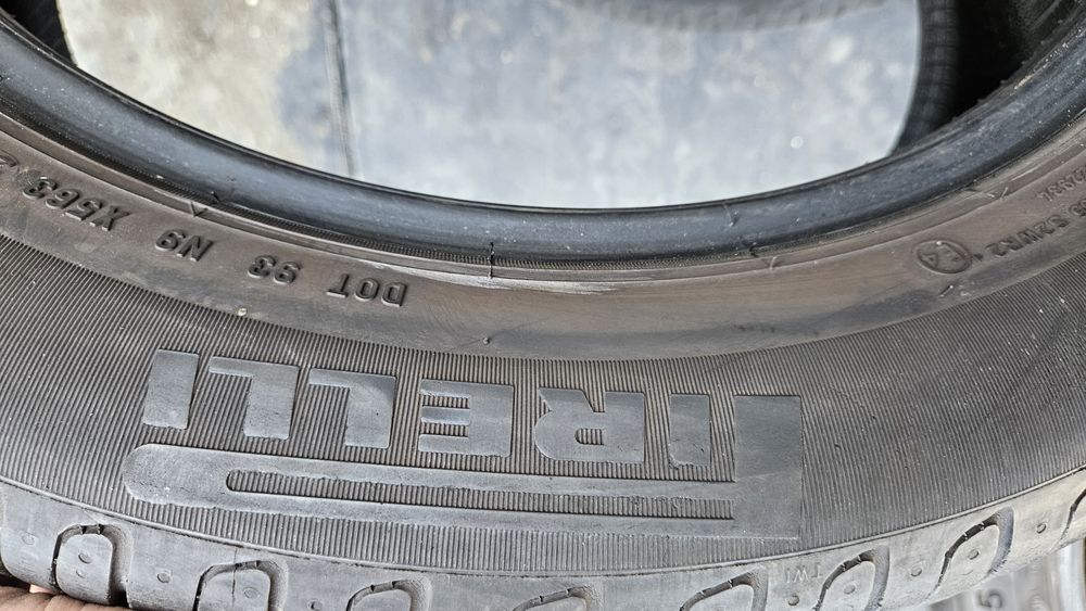 2бр гуми 205 55 17 пирели