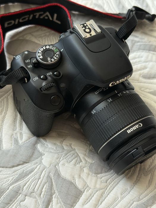 Фотокамера Canon Eos600D