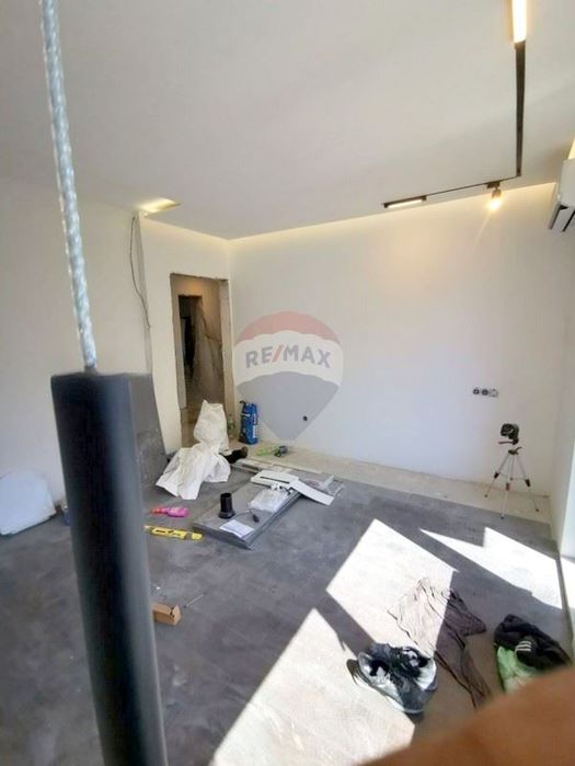 Продава се Тристаен апартамент в Варна, м-т Траката - 92 кв.м за 2109 €/кв.м - Снимка #4