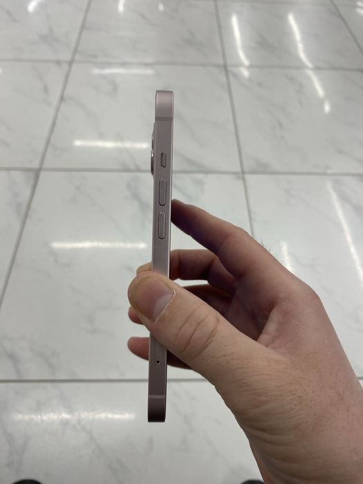 Продам Iphone(Айфон) 13 128Гб