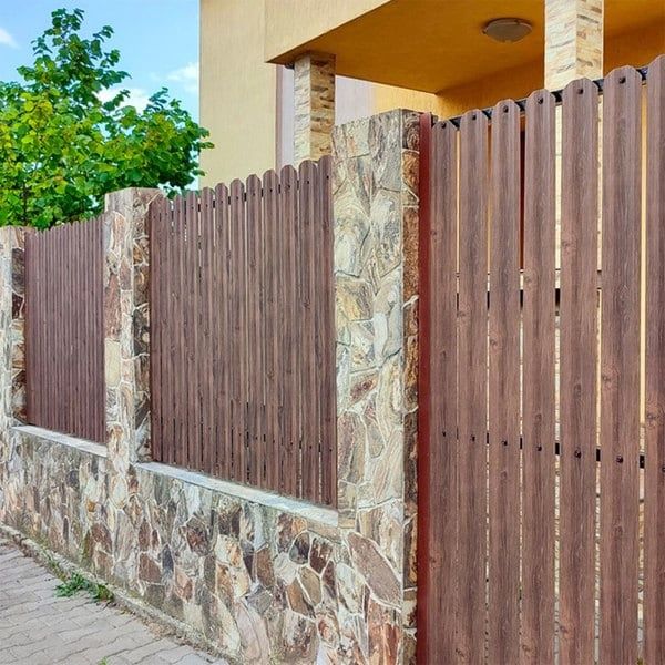 Garduri și porți la comanda clientului