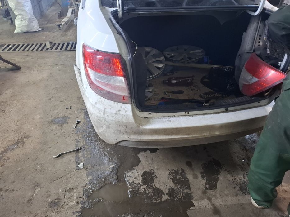 Бампер на гранту фл бу