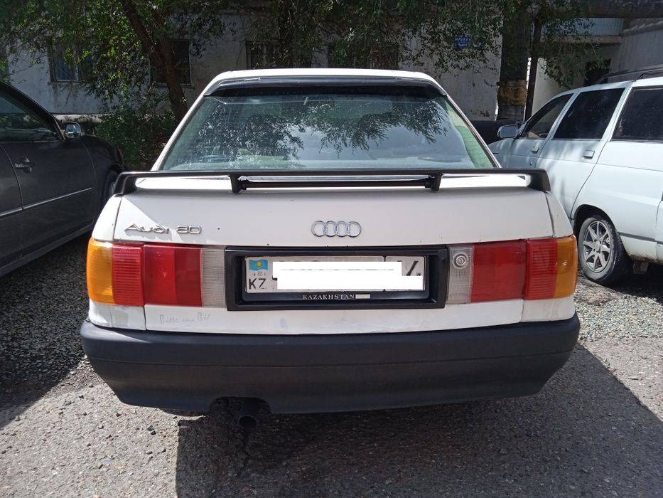 СРОЧНО!!! Продам Ауди 80 б3 1987 гв за 555 000