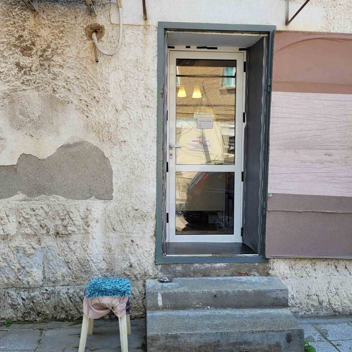 Продава се Магазин в Плевен, Идеален център - 48 кв.м за 938 €/кв.м - Снимка #13