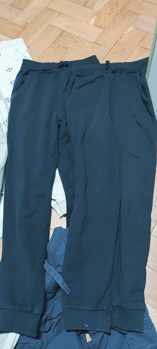 Lot 9 pantaloni, măr 134, blugi 140