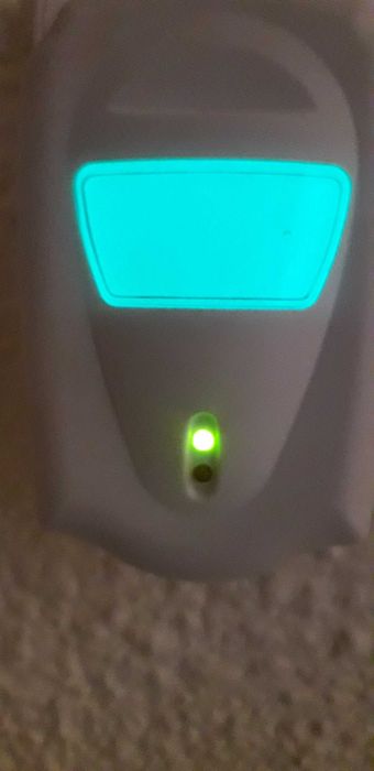 Dispozitiv "Pest Repeller" contra soareci si gandaci