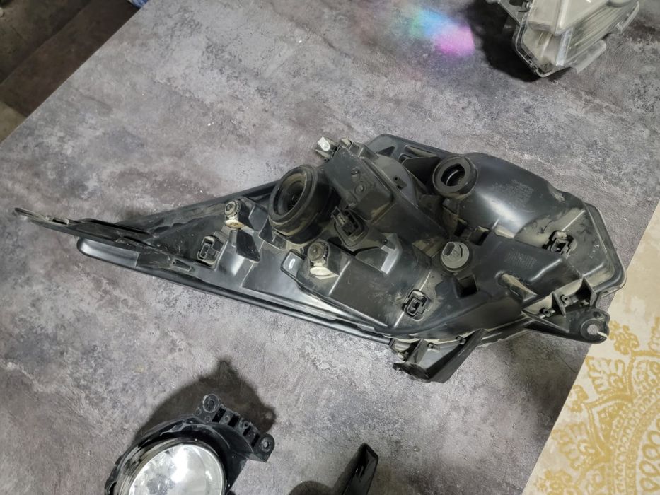 Продам фары от кобальта