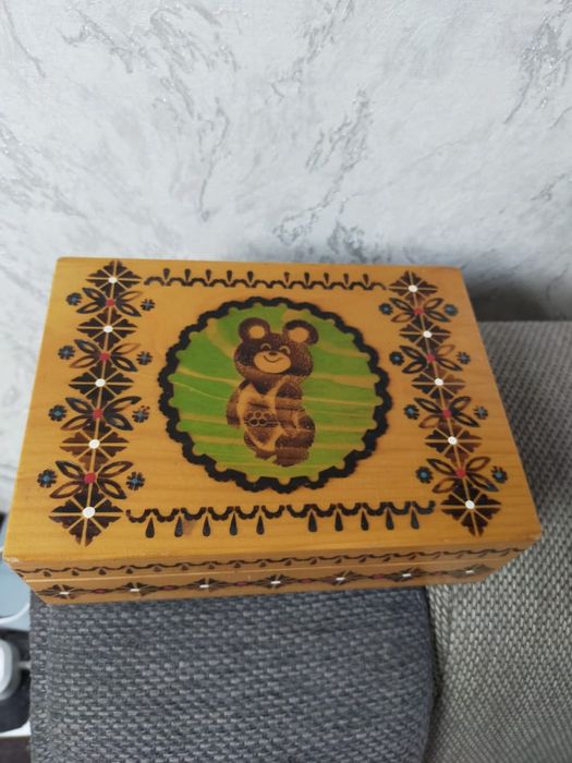 Продам шкатулку олемпийский мишка