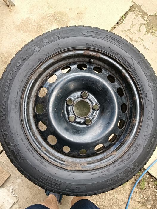 Roți jante și cauciucuri iarnă Ford