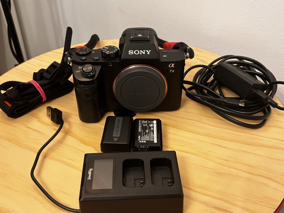Sony A7 II body cu 3 baterii