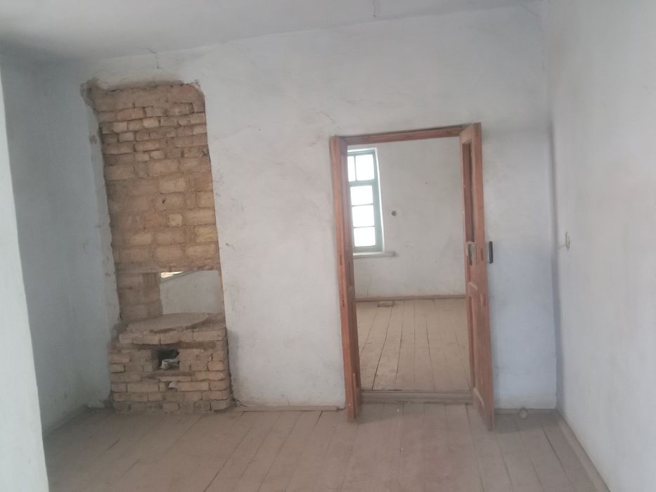 uy sotiladi 8 sotix tashmorya sentirda