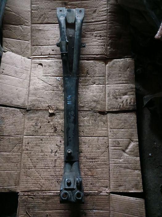 Лыжа Нисан Сани 1992г N14