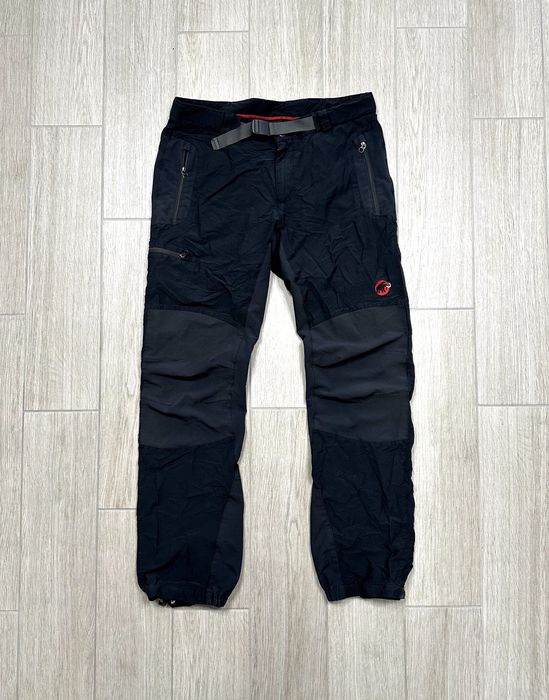 Мъжки туристически панталон Mammut - размер 48(М), много добро