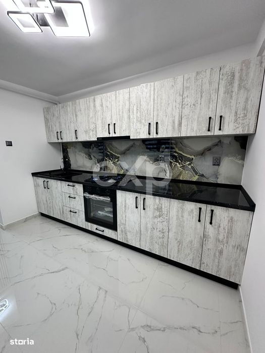 Apartament de vanzare – 3 camere , Micro 8 ,et 1