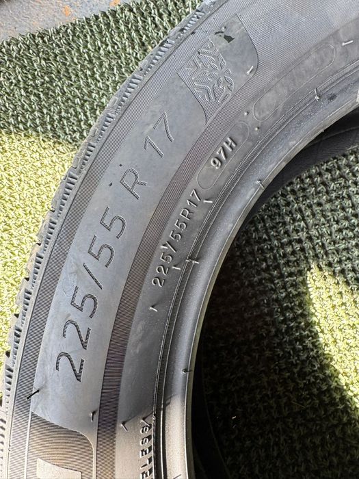 225 55 17 Michelin