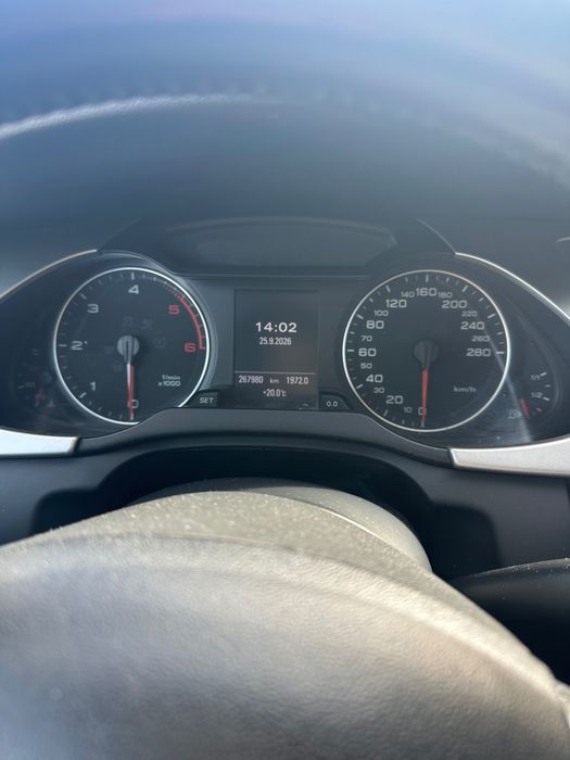 Vând Audi A4.