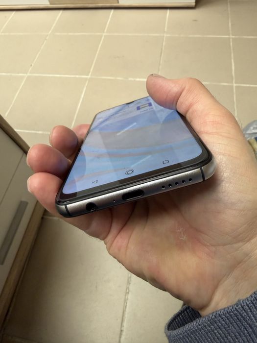 Umidigi A9 Pro 128gb - отличен