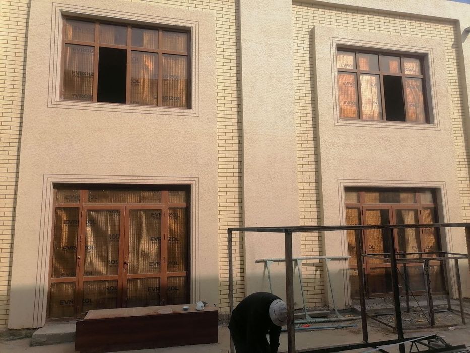 Бино сотилади,шахар марказ,2 этаж+подвал