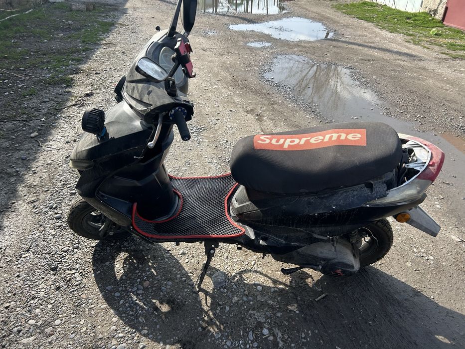 Скутер мопет м 12 черный