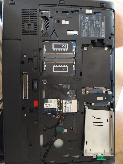 laptop HP Zbook 17 G2 i7-4810MQ 16gb nvidia Quadro K3100M 4GB 17.3 inch defect