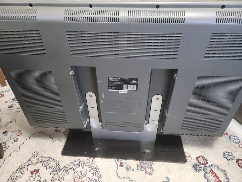 Продам телевизор