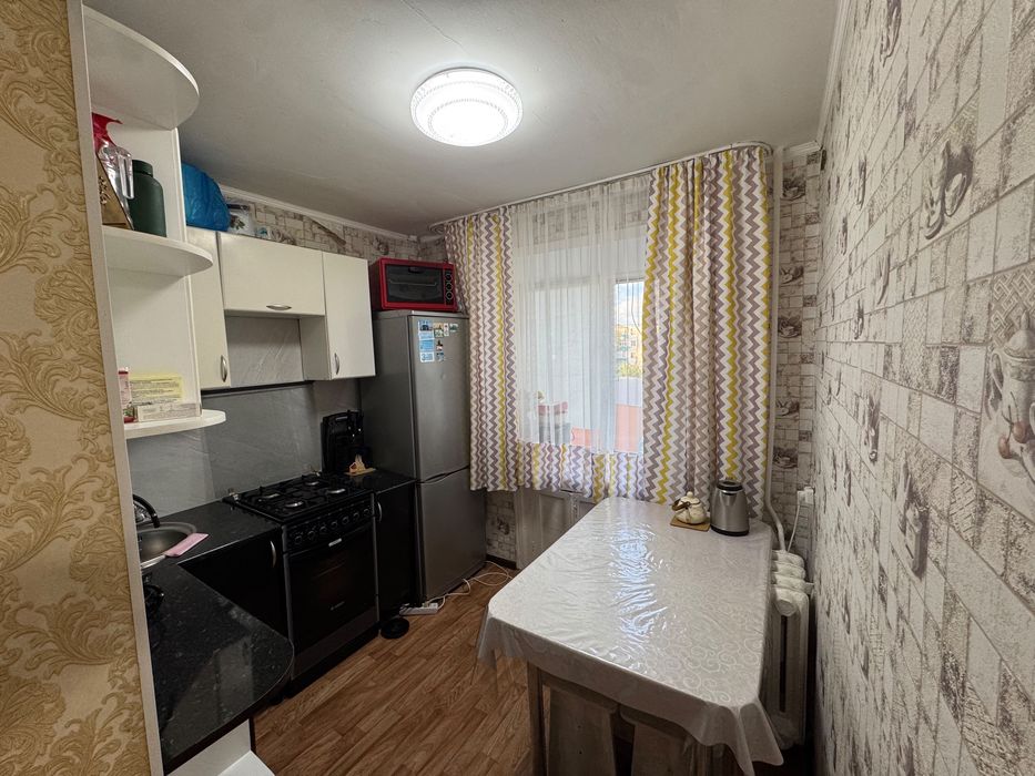 Продам квартиру 3х-комнатную
