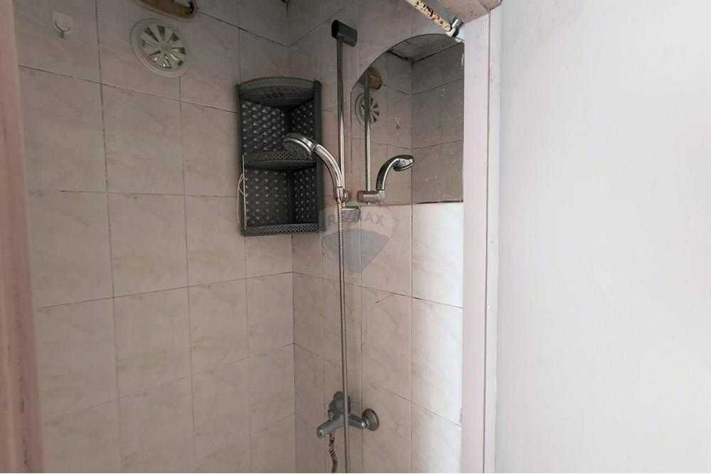 Продава се Етаж от къща в Шумен, Център - 39 кв.м за 1557 €/кв.м - Снимка #5