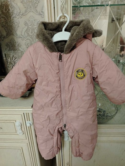 Продам детские комбинезоны