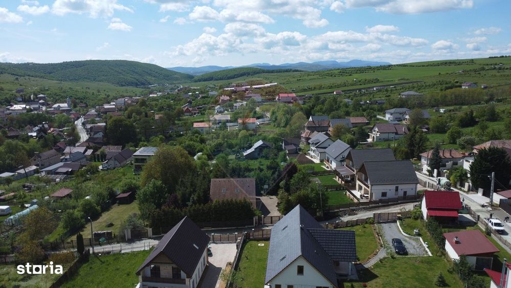 Teren intravilan 2307 mp în Salicea, zona premium, aproape de Cluj