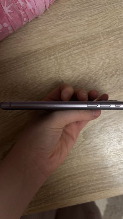 продам iphone 11