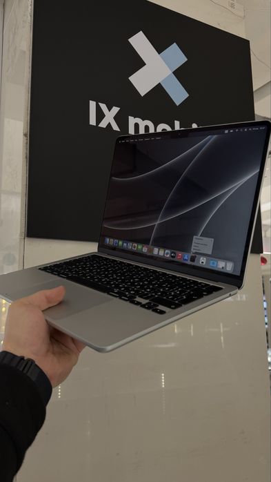 MacBook Air m2 8 256 gb