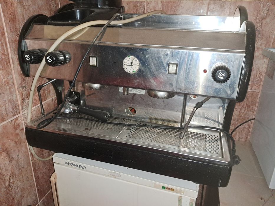 Espresor profesional si rasnita cafea
