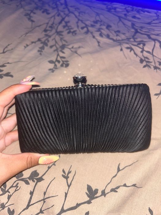 Дамска официална чантичка C&A