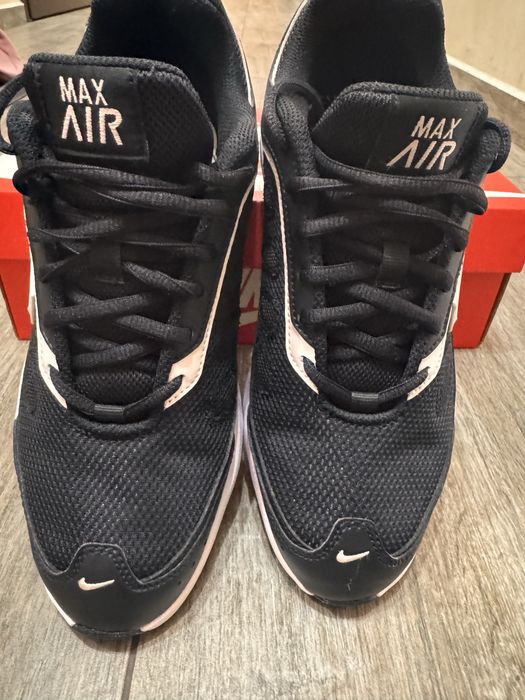 Оригинални маратонки Nike