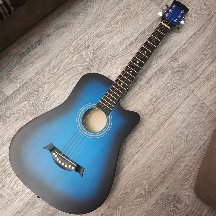 Гитара акустическая