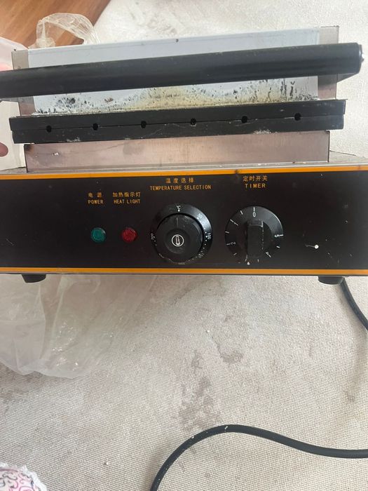 Продам вафельница корондог