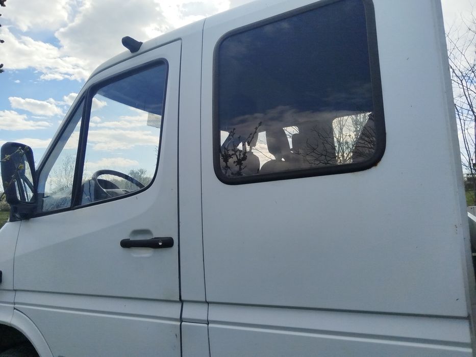 Vând Mercedes Sprinter motor 2.2 diesel