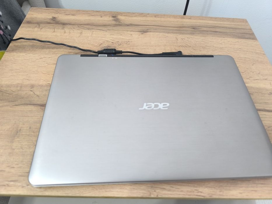 Ноутбук Асер продам