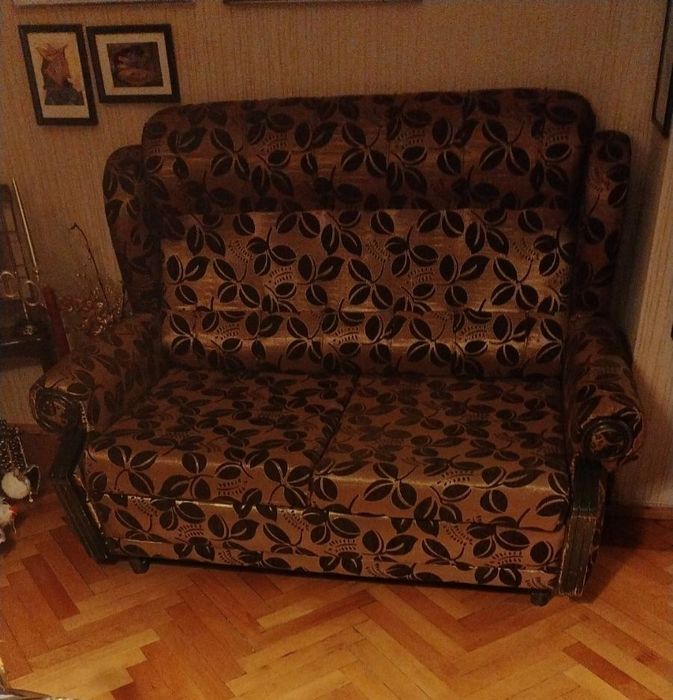 Двуместен диван/ двойка