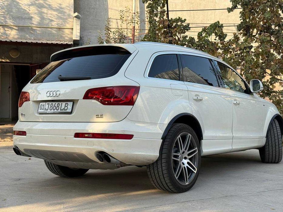 Audi Q7 4.2 Quattro • 2009 год • Рестайлинг
