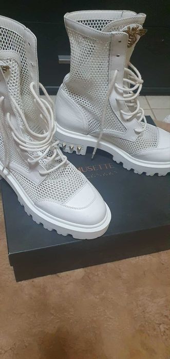 Bocanci Musette Albi