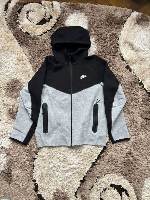 Nike Tech Fleece