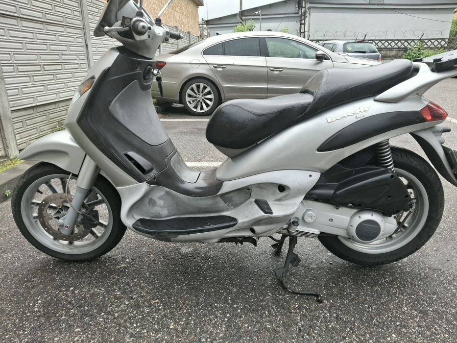 Piaggio Beverly 200