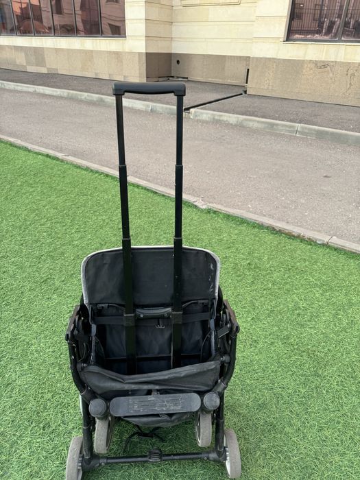 Коляска прогулочная chicco