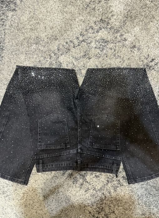 Дамски дънки с камъни