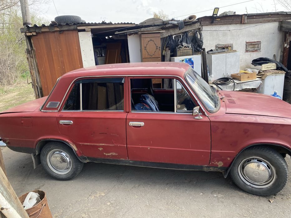 Продам ваз 21011