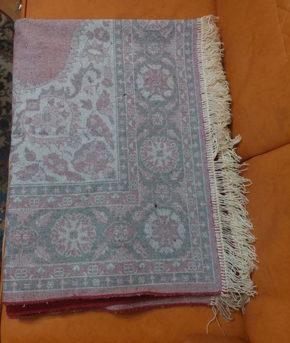 Cuvertură nouă, dețin 2 bucăți.